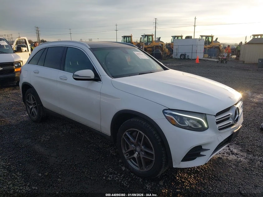 Mercedes-Benz GLC 300 2.0L I-4 DI, DOHC, VVT, TURBO, 241HP All Wheel | Mobile.bg � ����������� 1