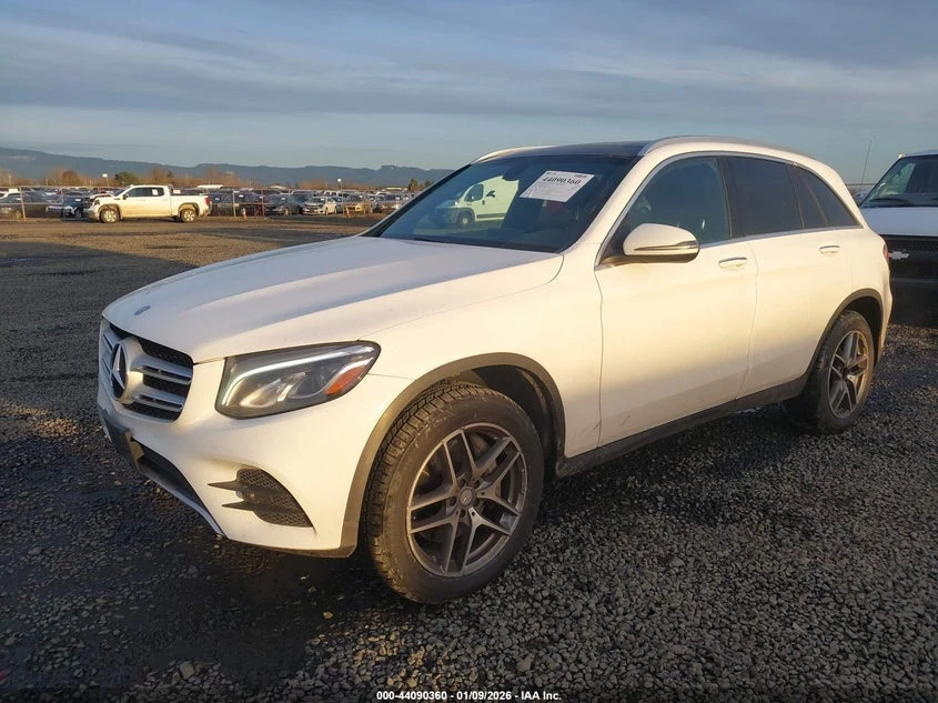 Mercedes-Benz GLC 300 2.0L I-4 DI, DOHC, VVT, TURBO, 241HP All Wheel | Mobile.bg � ����������� 2