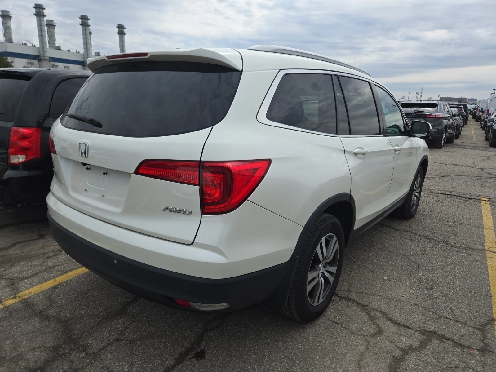 Honda Pilot EX-L * * 7 МЕСТА * * CARFAX * * АВТО КРЕДИТ * * , снимка 3 - Автомобили и джипове - 54318529