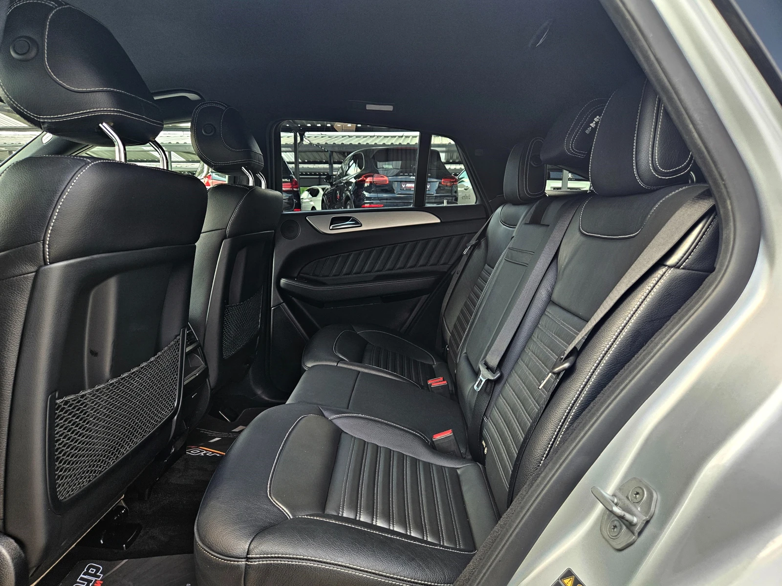 Mercedes-Benz GLE 350 AMG/GERMANY/DISTR/360CAMERA/ПОДГРЕВ/AMBIENT/LIZING, снимка 16 - Автомобили и джипове - 54453872