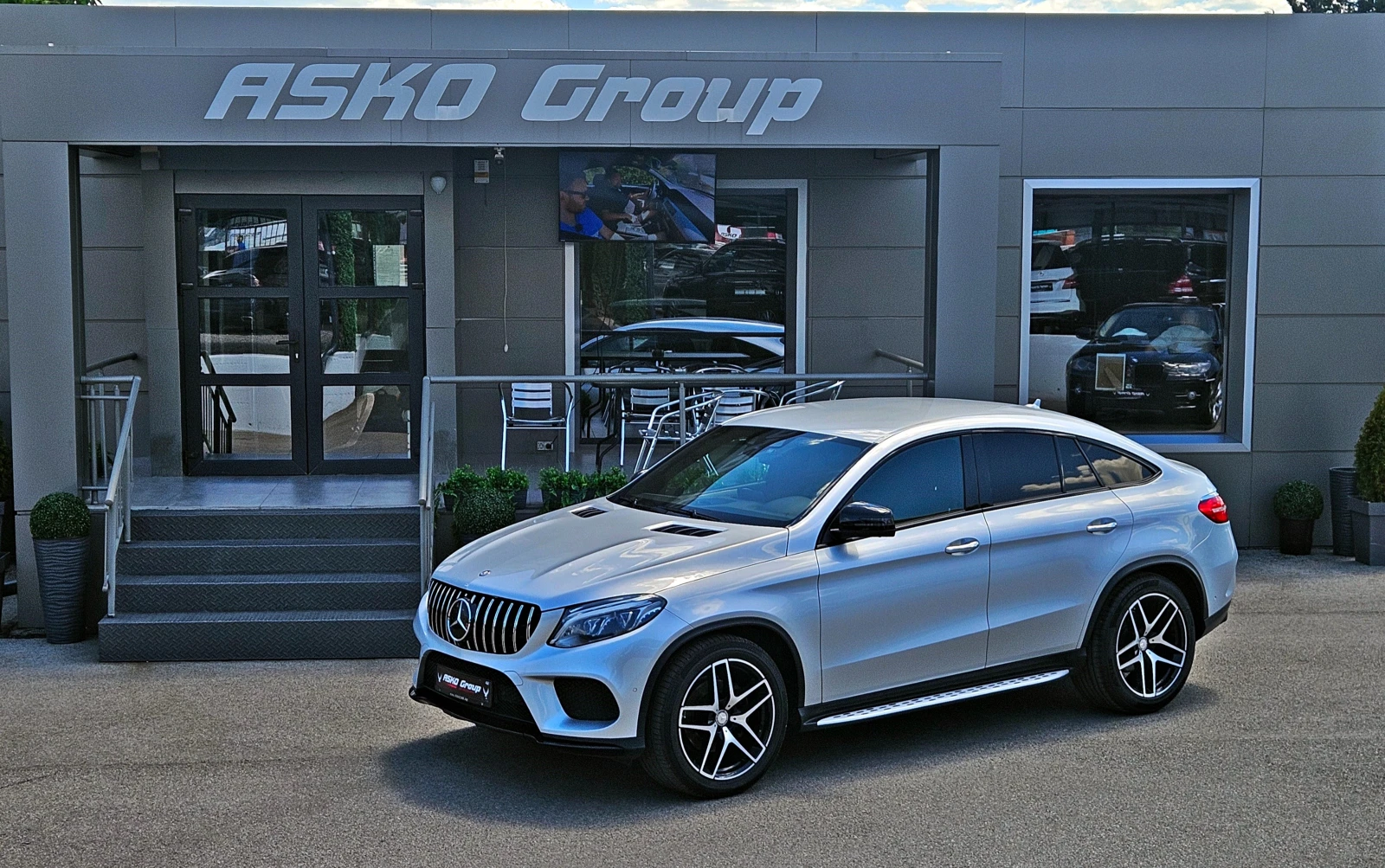 Mercedes-Benz GLE 350 AMG/GERMANY/DISTR/360CAMERA/ПОДГРЕВ/AMBIENT/LIZING, снимка 17 - Автомобили и джипове - 54453872