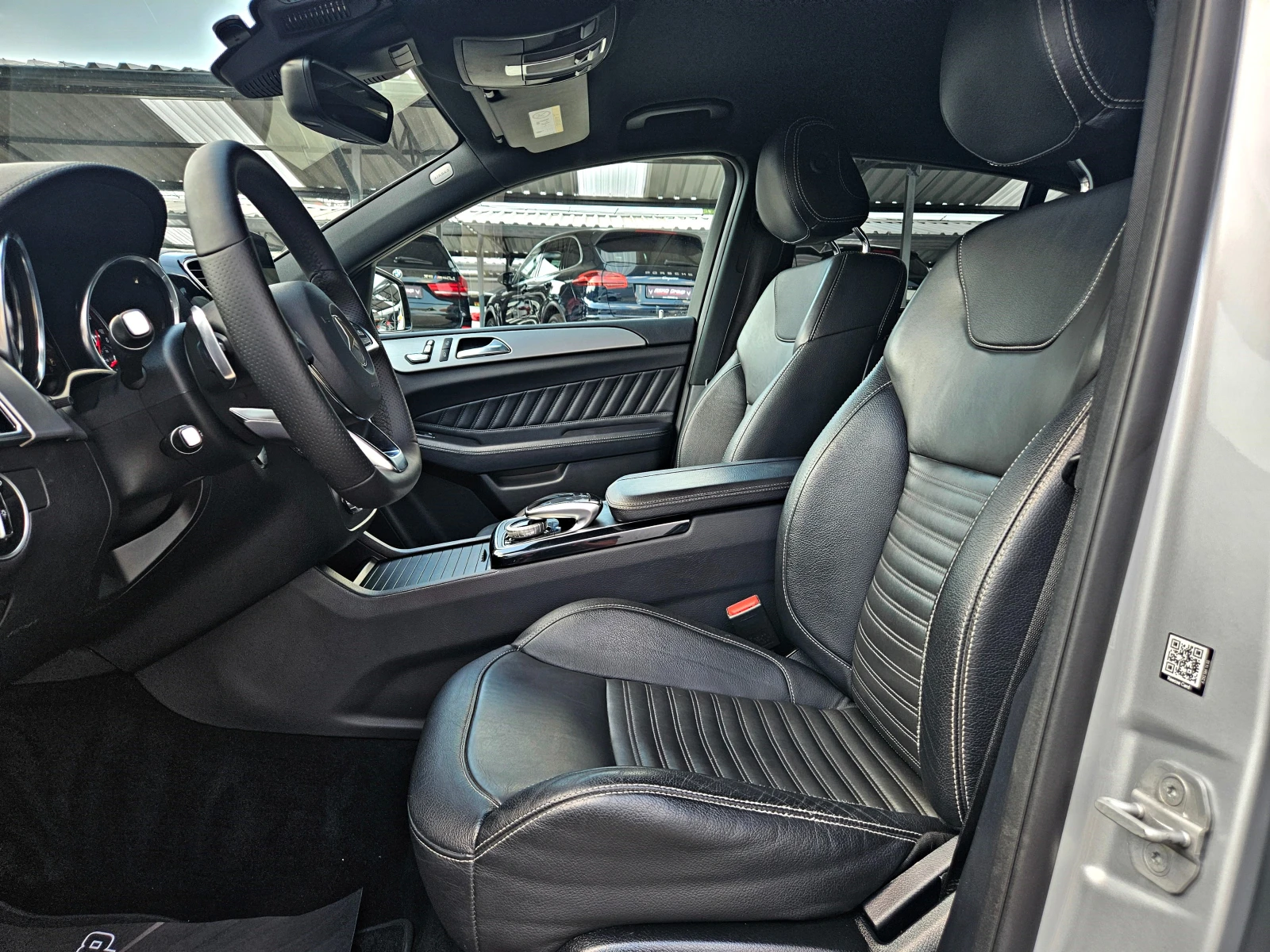 Mercedes-Benz GLE 350 AMG/GERMANY/DISTR/360CAMERA/ПОДГРЕВ/AMBIENT/LIZING, снимка 15 - Автомобили и джипове - 54453872