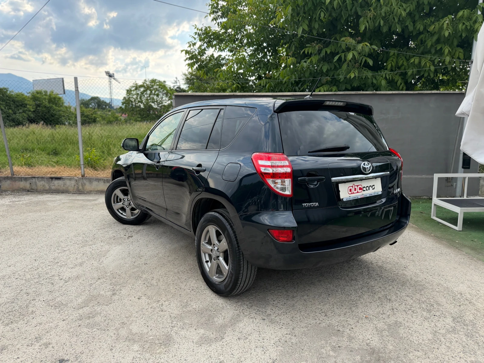 Toyota Rav4 2.2D-4D 4WD Euro5B, снимка 5 - Автомобили и джипове - 54793973