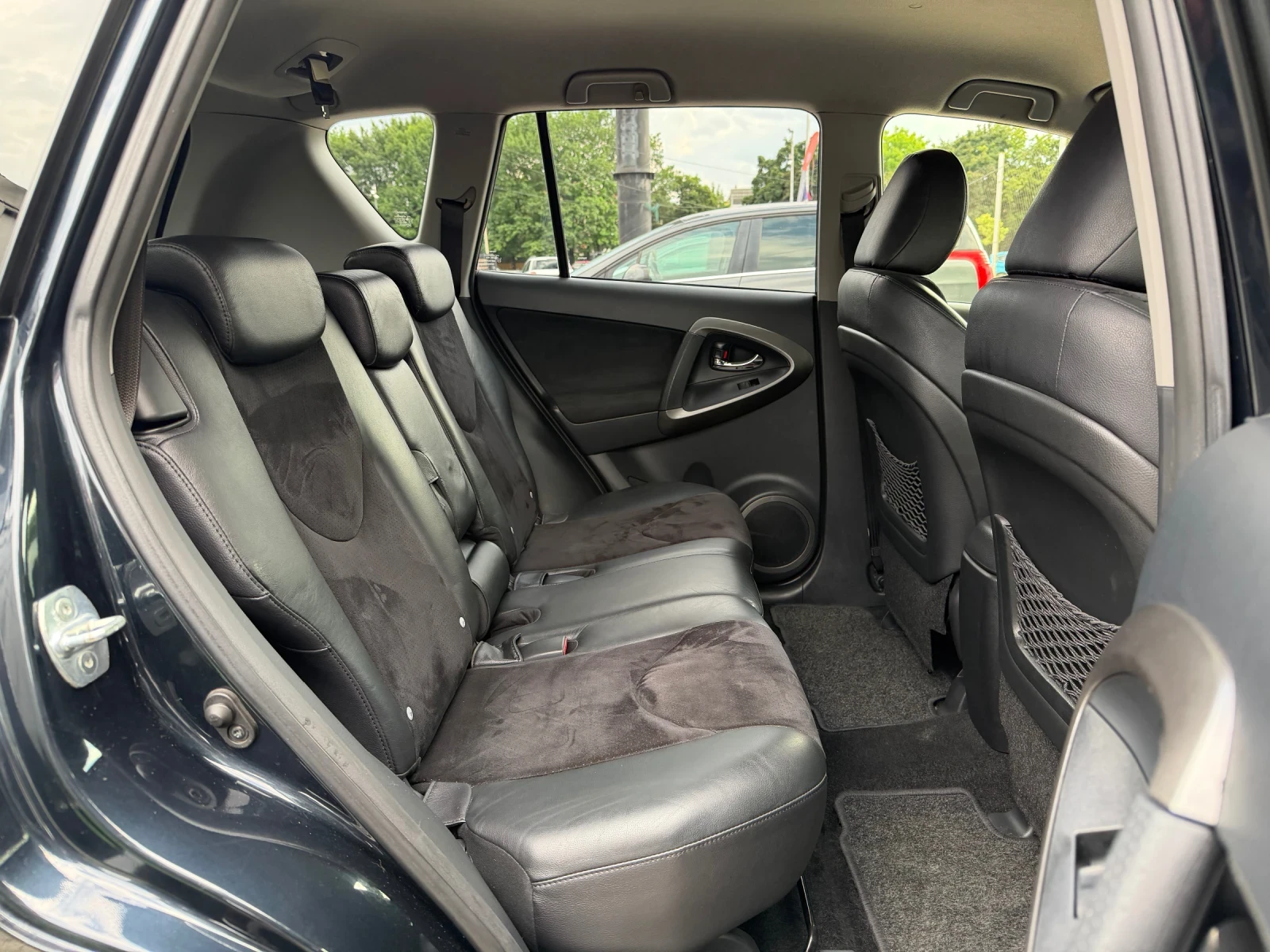 Toyota Rav4 2.2D-4D 4WD Euro5B, снимка 15 - Автомобили и джипове - 54793973