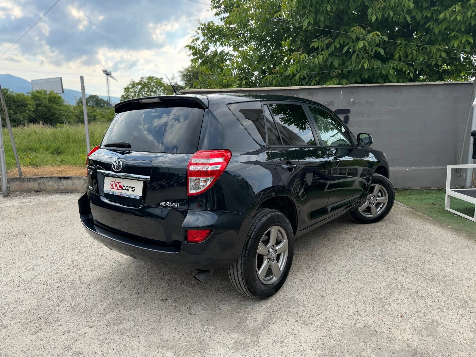 Toyota Rav4 2.2D-4D 4WD Euro5B, снимка 4 - Автомобили и джипове - 54793973