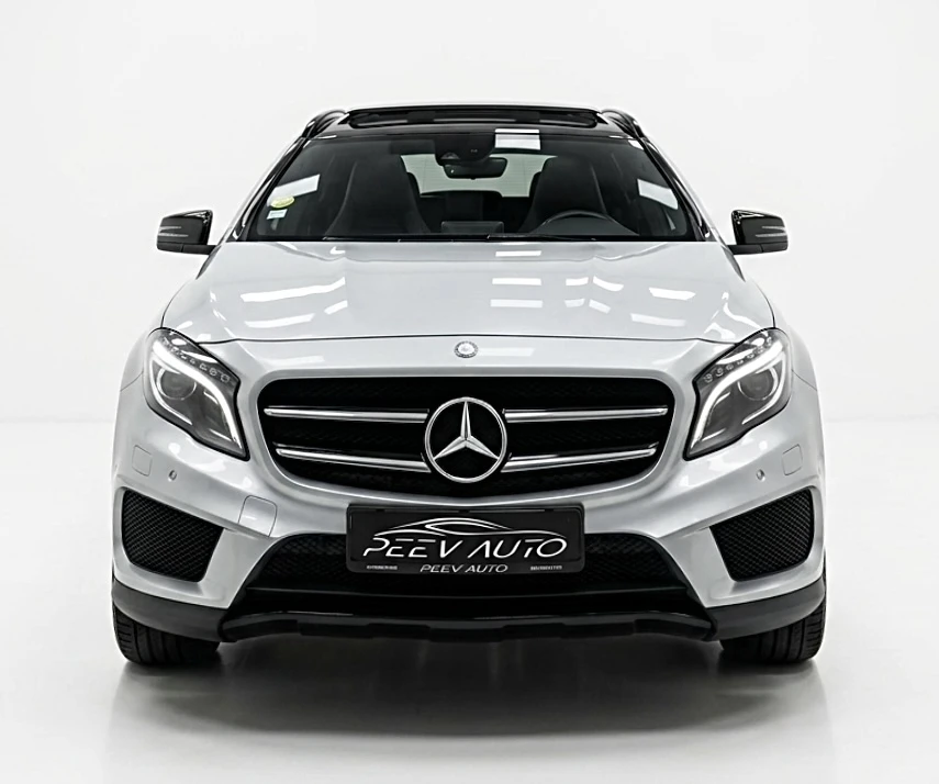 Mercedes-Benz GLA 220 AMG#4X4#PANORAMA#KAMERA#LED#NAVI#HARMAN KARDON#, снимка 2 - Автомобили и джипове - 55160041