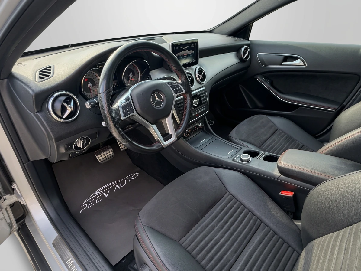Mercedes-Benz GLA 220 AMG#4X4#PANORAMA#KAMERA#LED#NAVI#HARMAN KARDON#, снимка 7 - Автомобили и джипове - 55160041