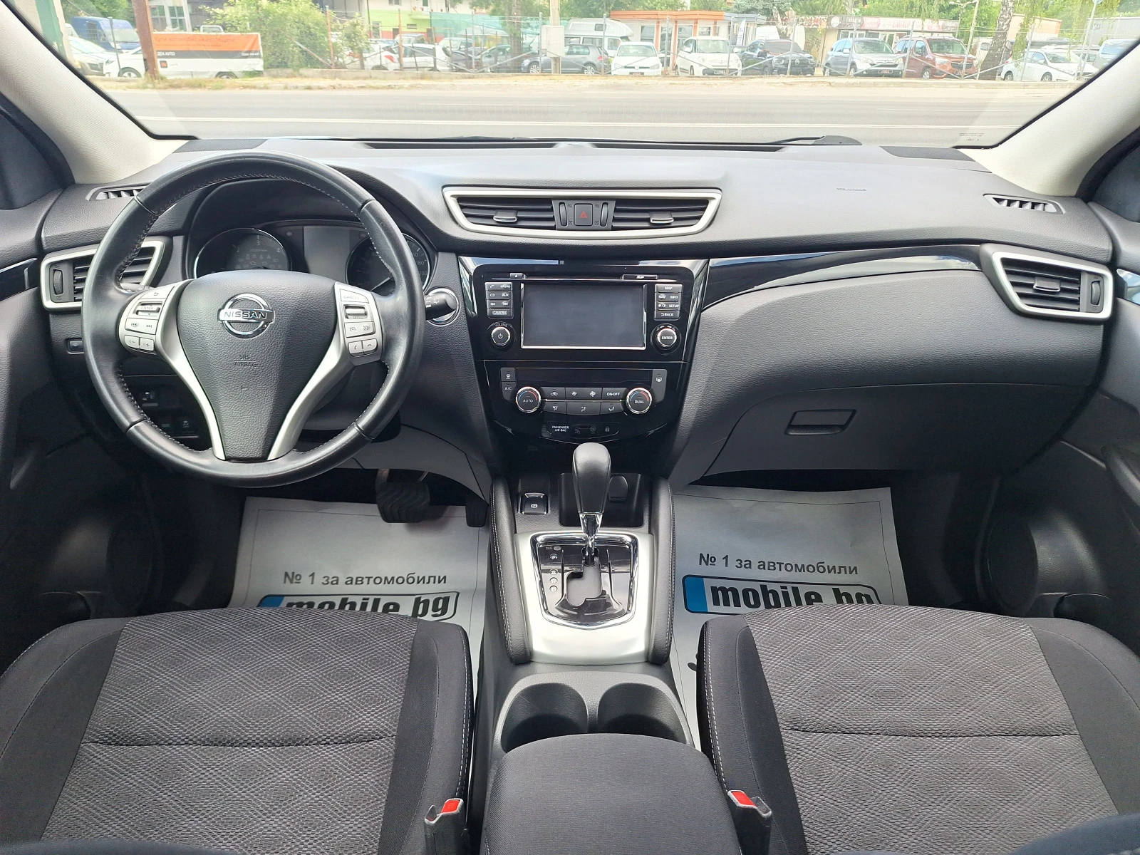 Nissan Qashqai 1.6 dci 131кs Tekna Navi Panorama 360 Kamera!, снимка 11 - Автомобили и джипове - 55165325