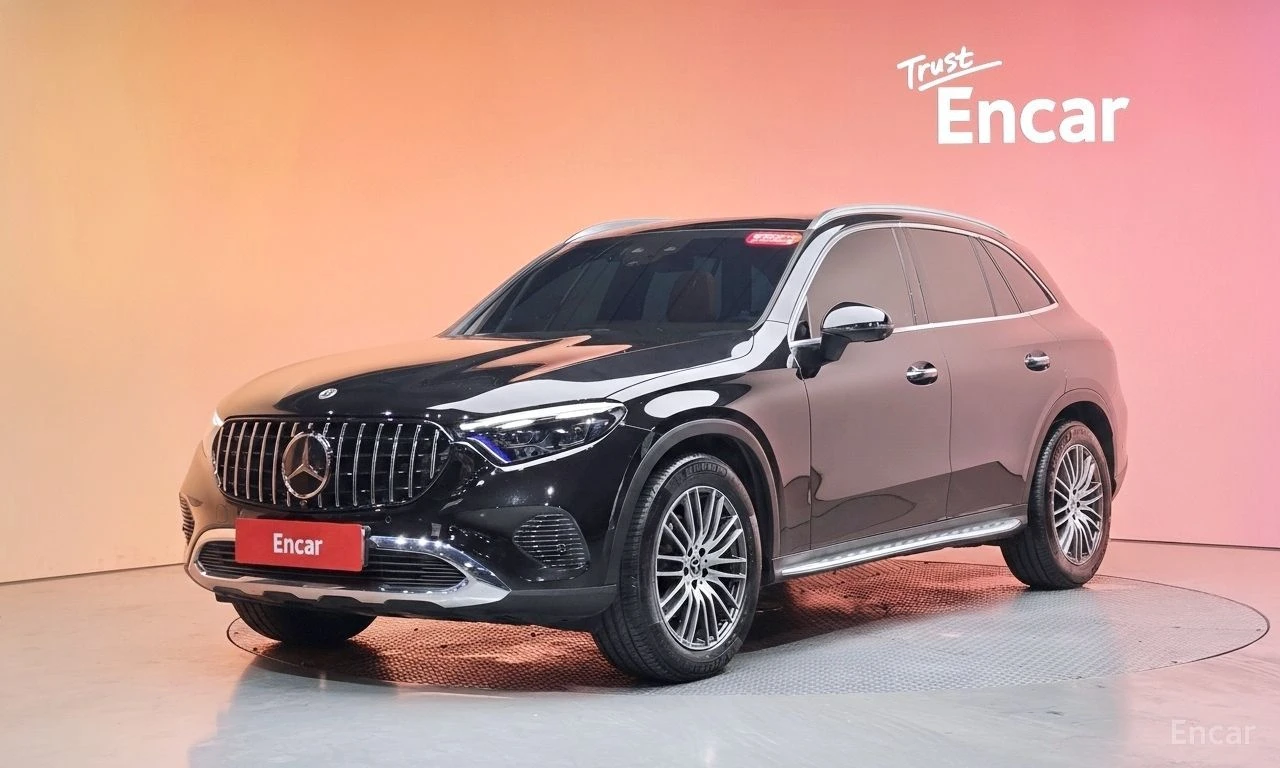 Mercedes-Benz GLC 300 4MATIC* AVANTGARDE* HEAD UP* ОБДУХ* КРАЙНА ЦЕНА