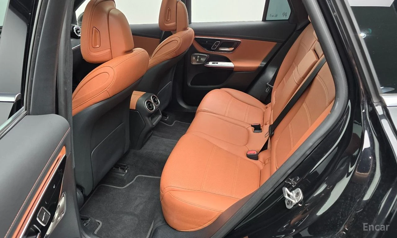 Mercedes-Benz GLC 300 4MATIC* AVANTGARDE* HEAD UP* ОБДУХ* КРАЙНА ЦЕНА, снимка 14 - Автомобили и джипове - 55534138