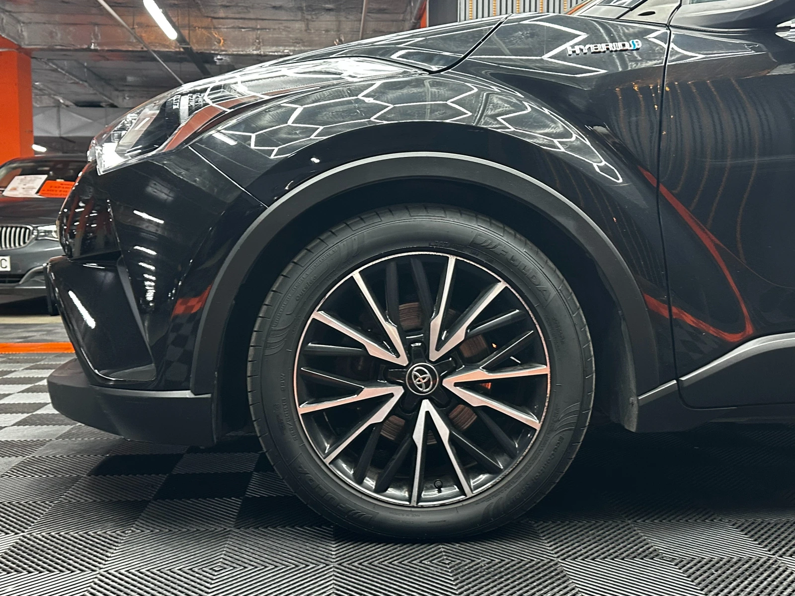 Toyota C-HR 1.8 Hybrid Edition, снимка 7 - Автомобили и джипове - 55623752