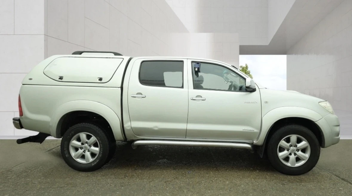 Toyota Hilux, снимка 4 - Автомобили и джипове - 55653180