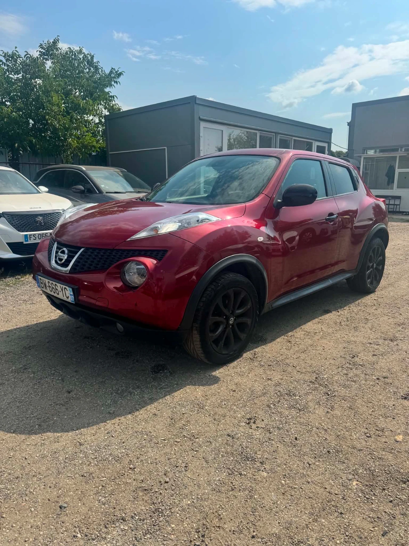 Nissan Juke 1.6 Turbo 190к.с, снимка 2 - Автомобили и джипове - 55783284