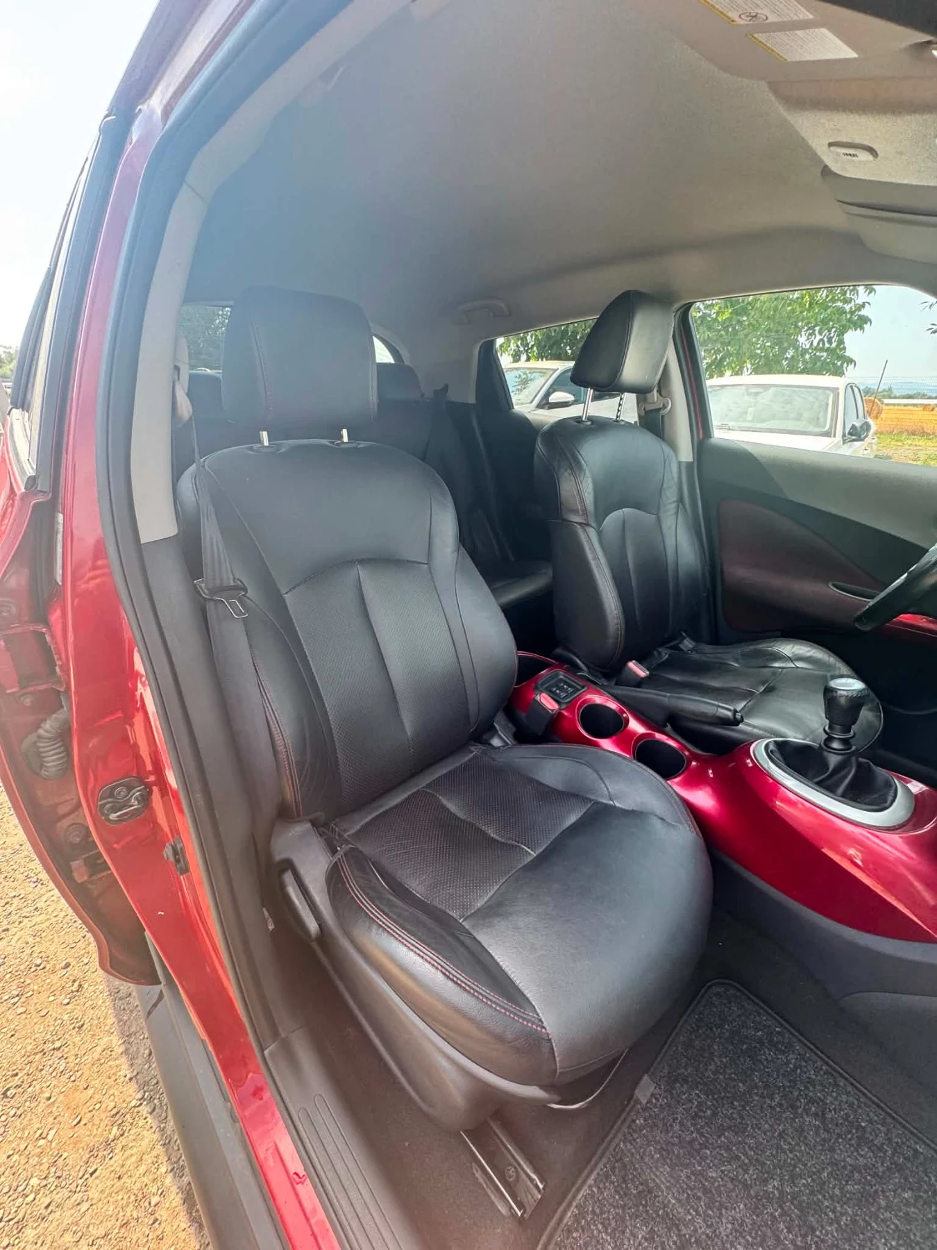 Nissan Juke 1.6 Turbo 190к.с, снимка 10 - Автомобили и джипове - 55783284