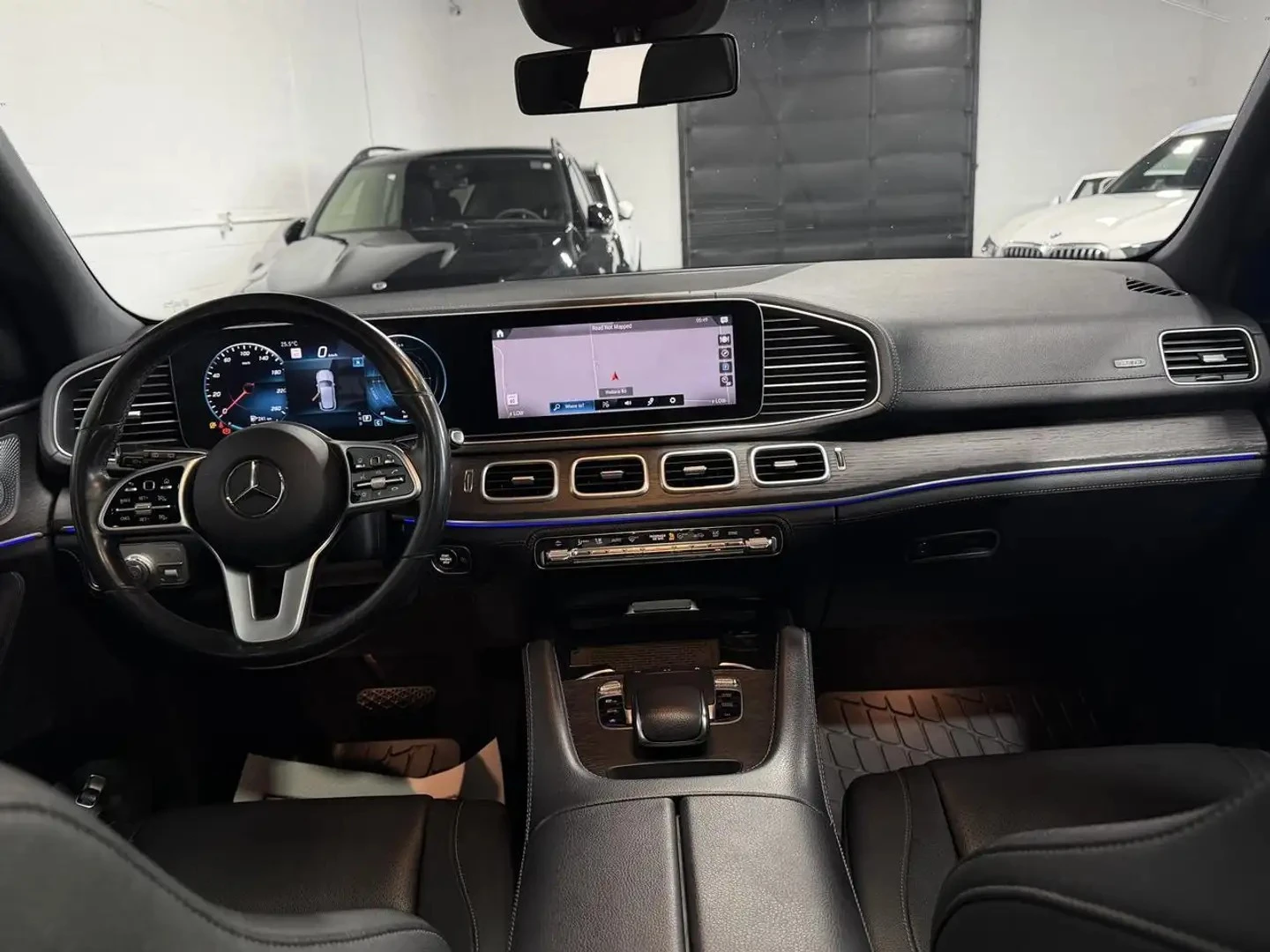 Mercedes-Benz GLE 350 AMG PK* BURMASTER* PANO* KEYLESS* NIGHT PK* КРАЙНА, снимка 7 - Автомобили и джипове - 56117229