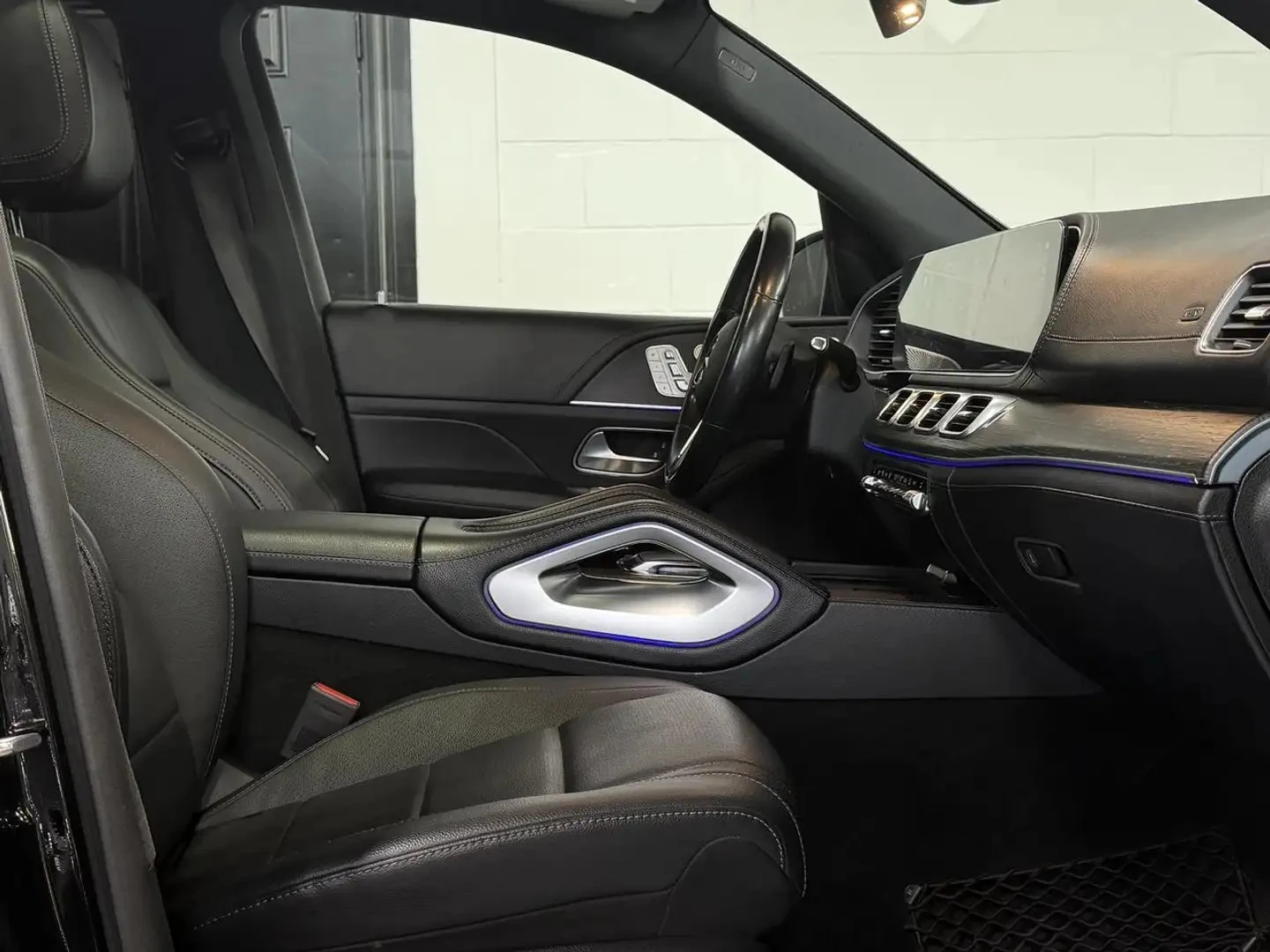 Mercedes-Benz GLE 350 AMG PK* BURMASTER* PANO* KEYLESS* NIGHT PK* КРАЙНА, снимка 12 - Автомобили и джипове - 56117229