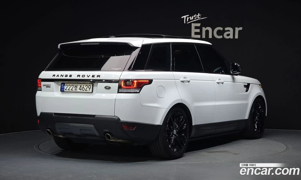 Land Rover Range Rover Sport 3.0 SC HSE Dynamic, снимка 2 - Автомобили и джипове - 56123261