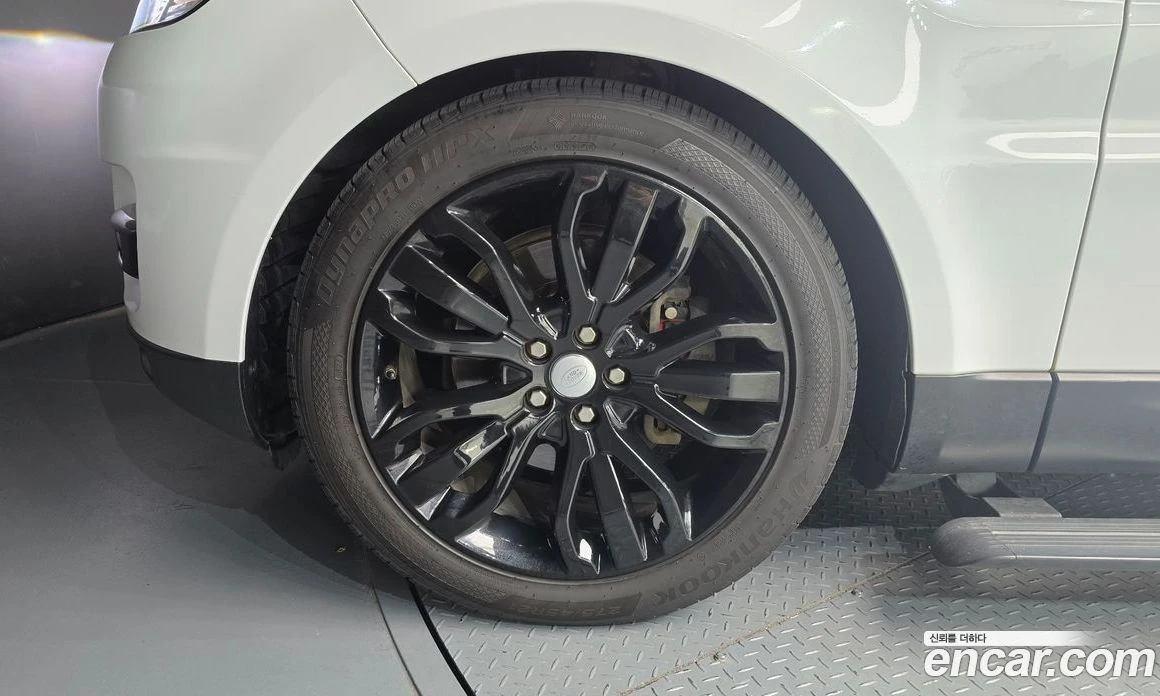 Land Rover Range Rover Sport 3.0 SC HSE Dynamic, снимка 5 - Автомобили и джипове - 56123261