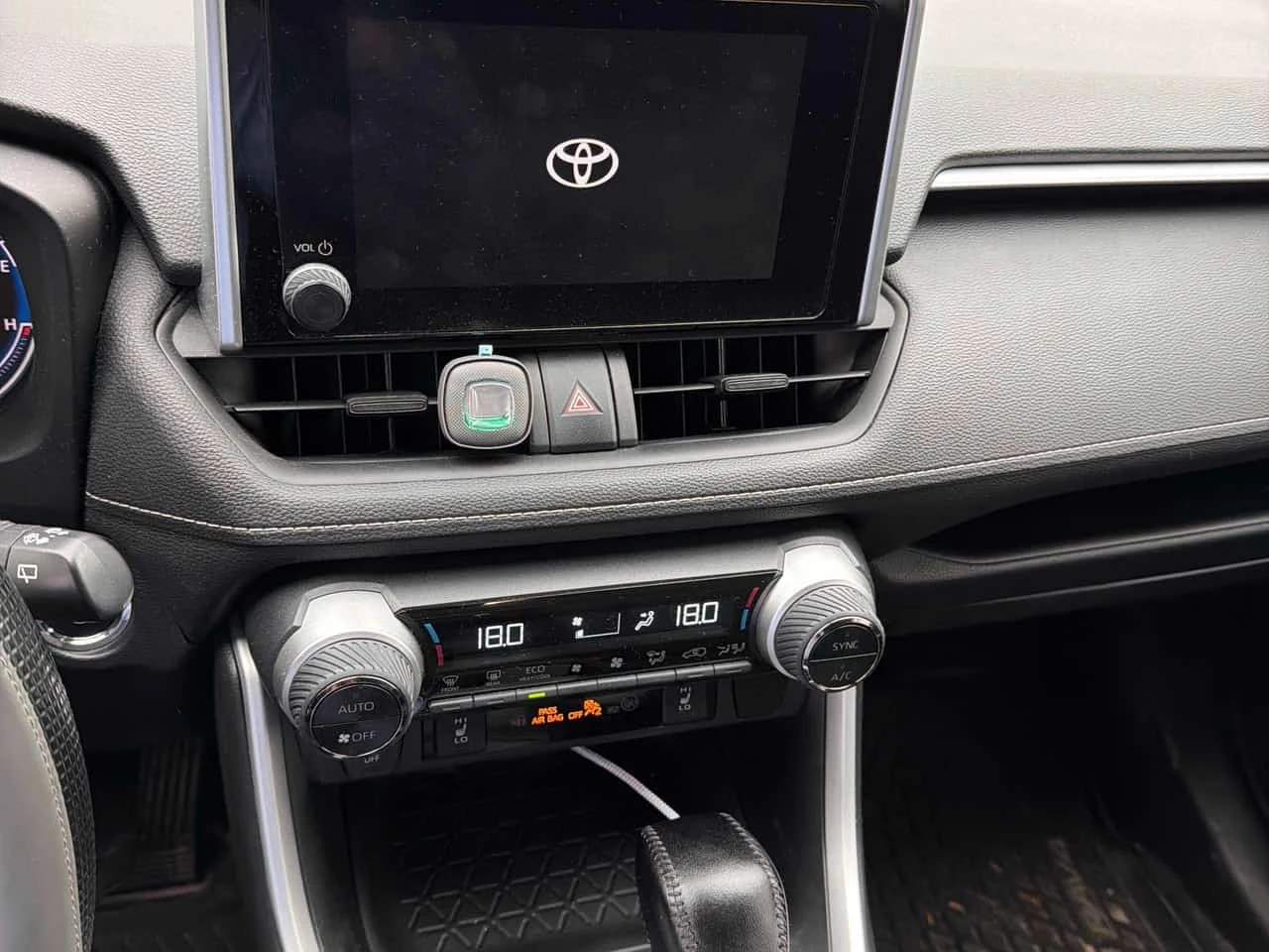 Toyota Rav4 * Hybrid XLE * CARFAX * ����� �� ����������� | Mobile.bg � ����������� 9