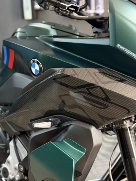 ����� �� �������� �� BMW M 1000XR