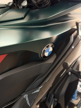 ����� �� �������� �� BMW M 1000XR