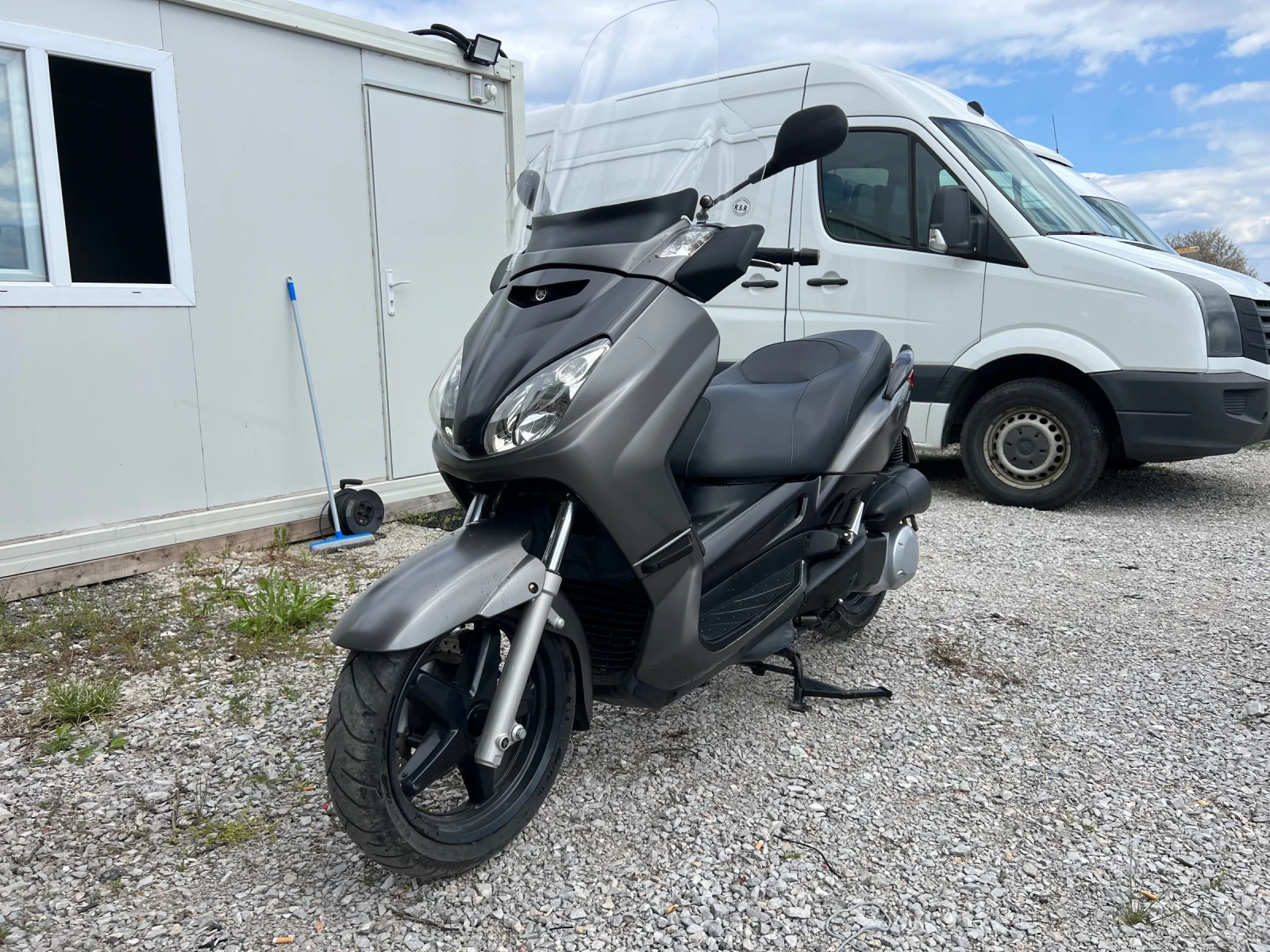 Yamaha X-max 250i