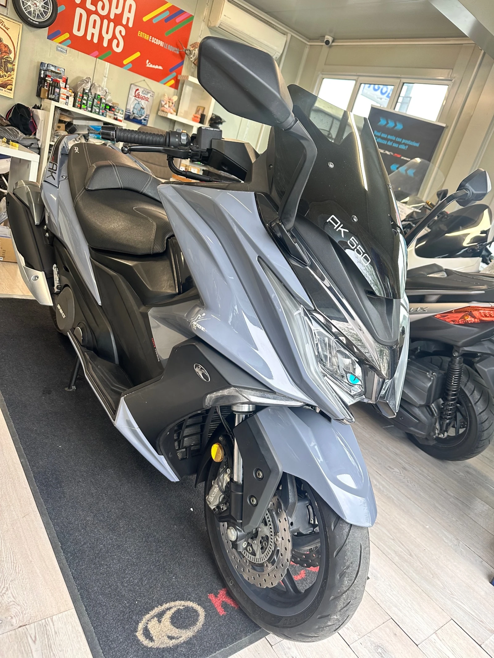 Kymco AK 550 550 10.2017г., снимка 6 - Мотоциклети и мототехника - 54455291