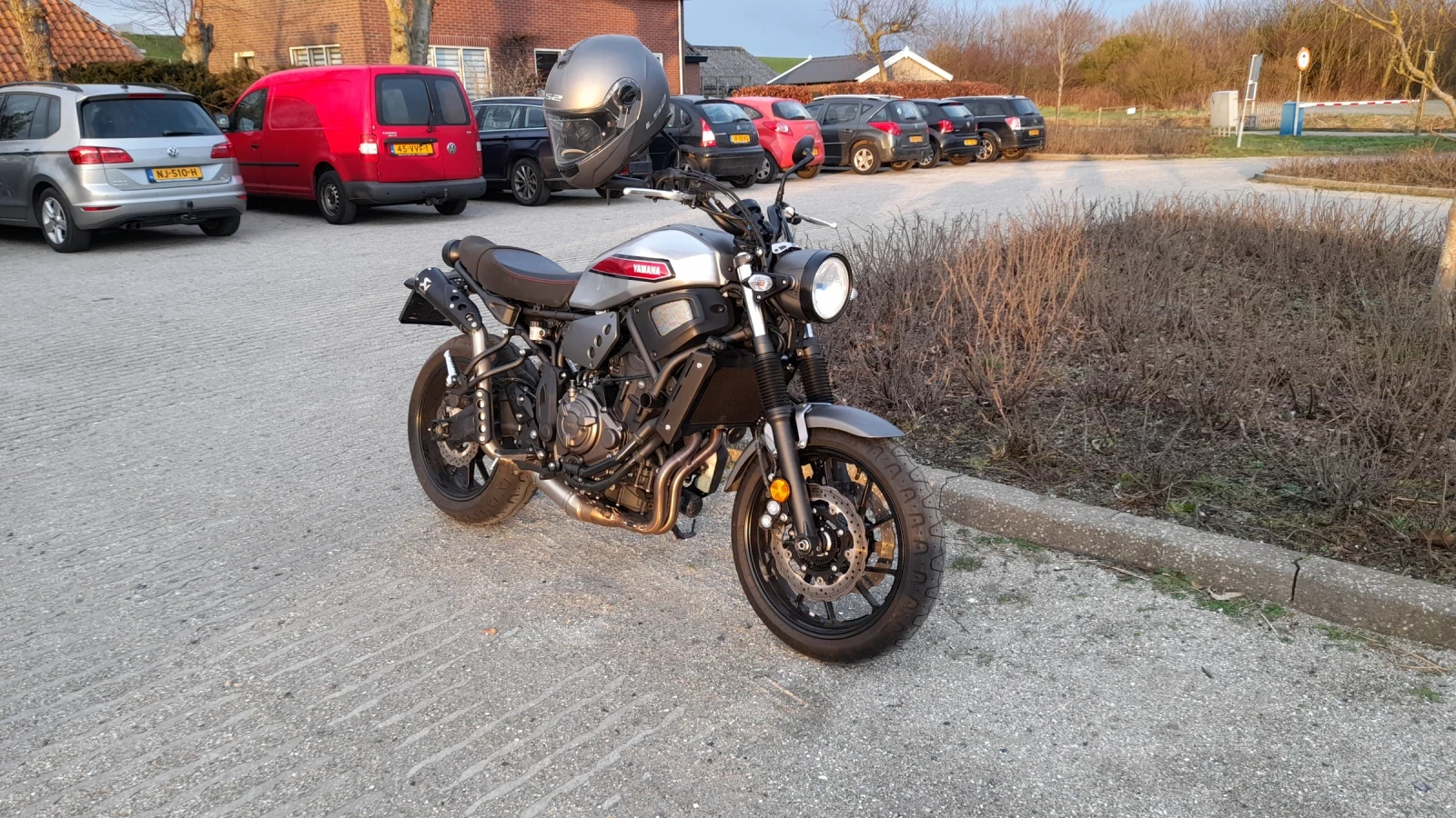 Yamaha XSR700, снимка 9 - Мотоциклети и мототехника - 54829779