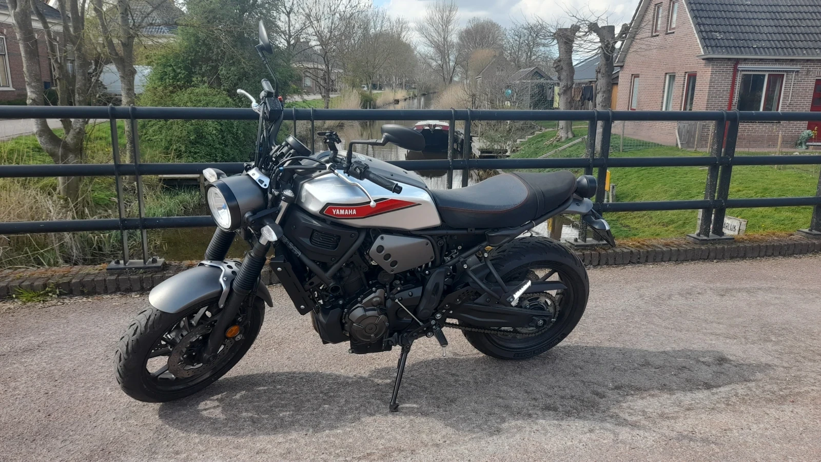 Yamaha XSR700, снимка 4 - Мотоциклети и мототехника - 54829779