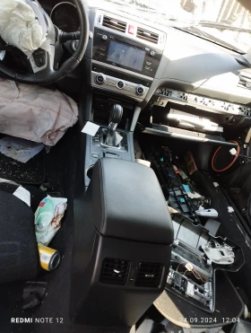 Subaru Outback На части, снимка 17
