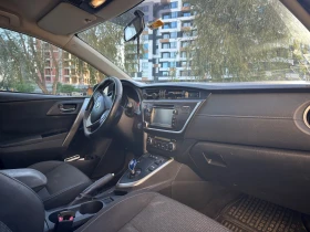 Toyota Auris 1.8 Hybrid + Газ, снимка 10