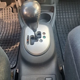 Toyota Yaris АВТОМАТИК , снимка 8