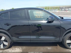 Volvo C40 * TWIN PLUS* 360* ПАНО* KEYLESS* Camera* ПОДГРЕВ* , снимка 11