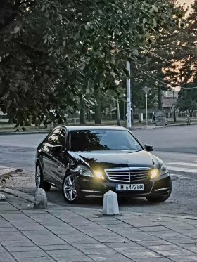 Mercedes-Benz E 220, снимка 14