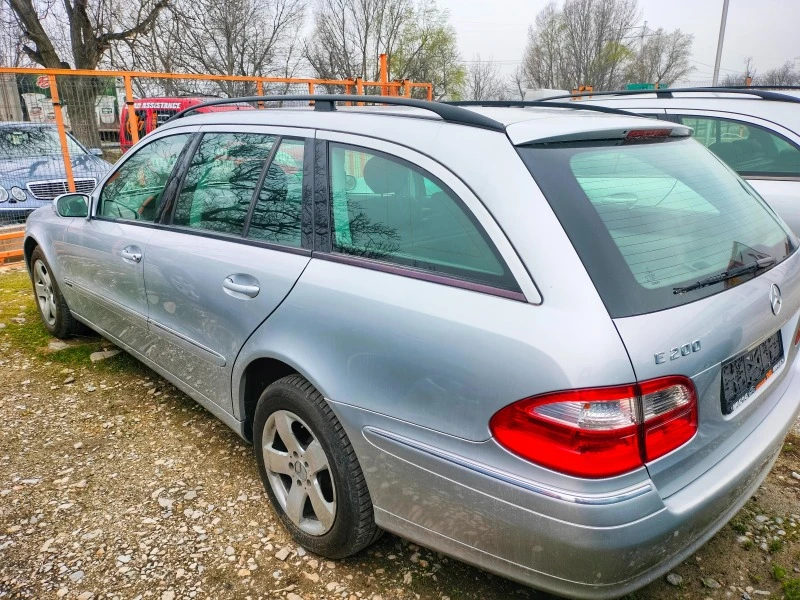 Mercedes-Benz E 200 kompressor , снимка 3 - Автомобили и джипове - 42929866