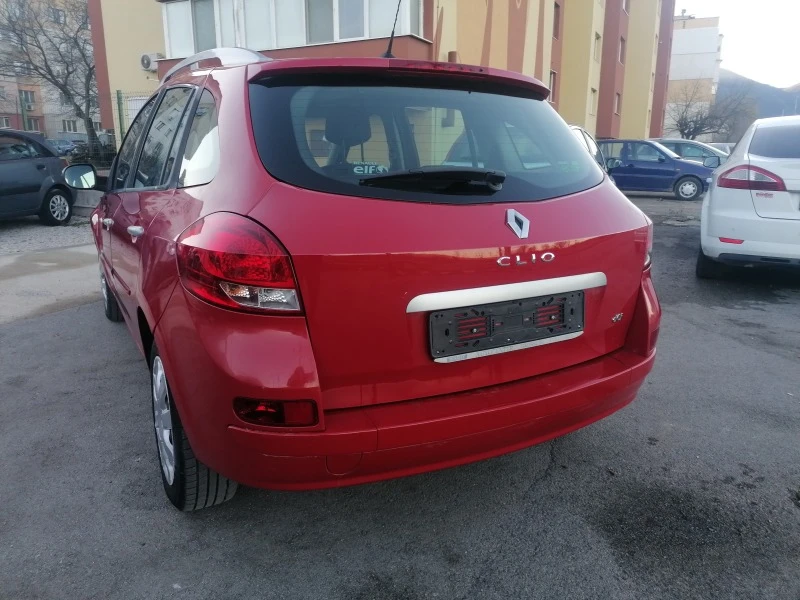 Renault Clio 1.5 DCI NAVI , снимка 5 - Автомобили и джипове - 45858133