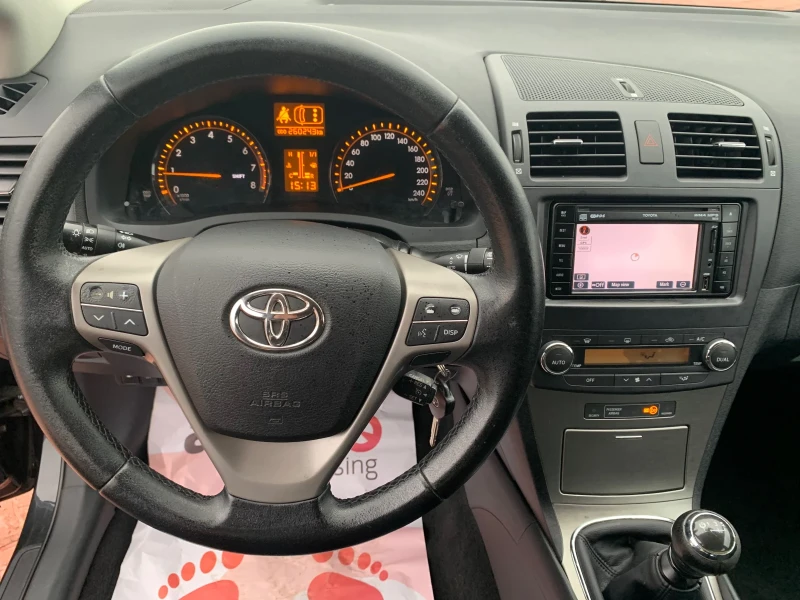 Toyota Avensis 1.8-VVTI-РЪЧКА-NAVI-ЕДИН-СОБСТВЕНИК!, снимка 11 - Автомобили и джипове - 47846762