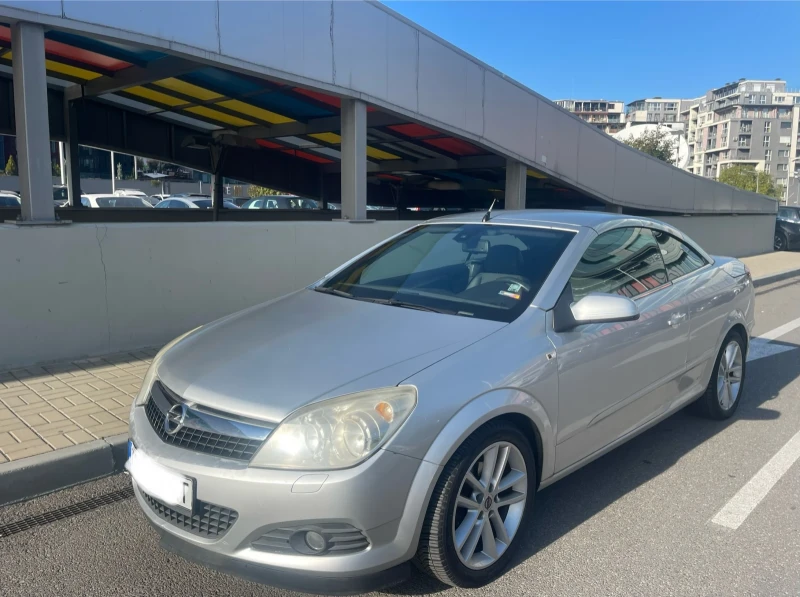 Opel Astra, снимка 4 - Автомобили и джипове - 47946120