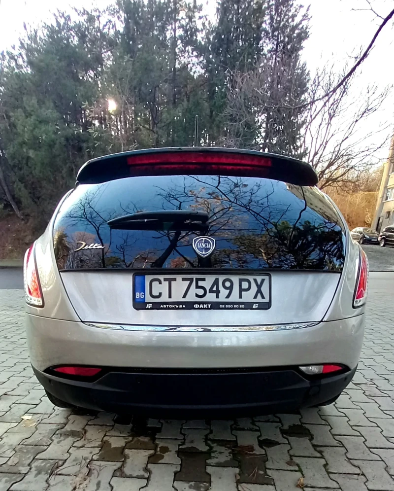 Lancia Delta 1.9 TwinTurbo, снимка 4 - Автомобили и джипове - 48283499