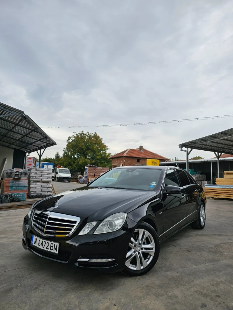 Mercedes-Benz E 220, снимка 12 - Автомобили и джипове - 48695967