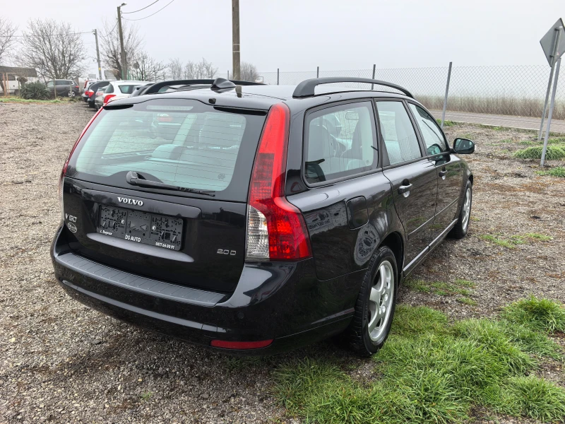 Volvo V50 2.0HDI Facelift, снимка 5 - Автомобили и джипове - 48862932