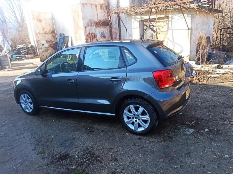 VW Polo, снимка 6 - Автомобили и джипове - 48976730