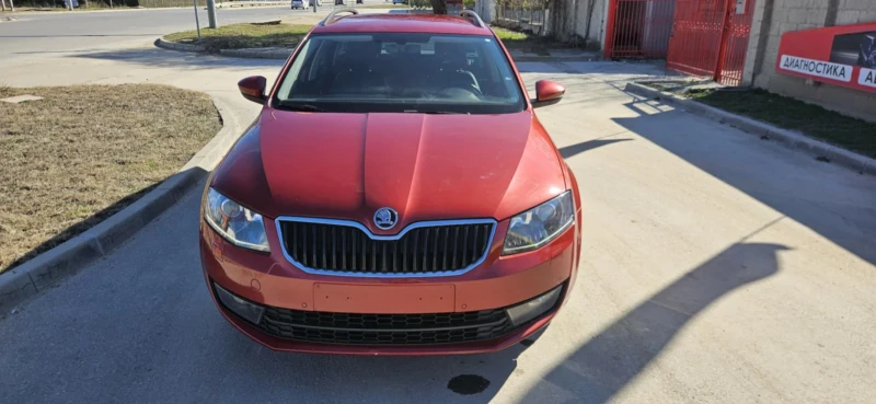 Skoda Octavia 1.4 TGI * ФАБРИЧЕН МЕТАН* КОЖА* НАВИГАЦИЯ, снимка 3 - Автомобили и джипове - 49415726