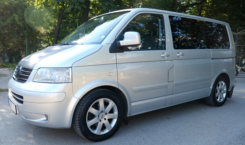 VW Multivan, снимка 10 - Автомобили и джипове - 52727597