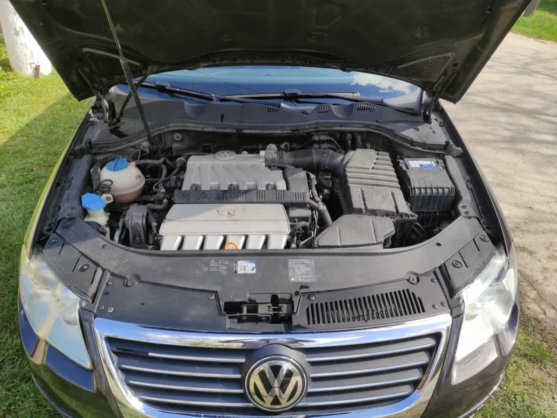 VW Passat 3.2 FSI 4motion, снимка 13 - Автомобили и джипове - 52598729