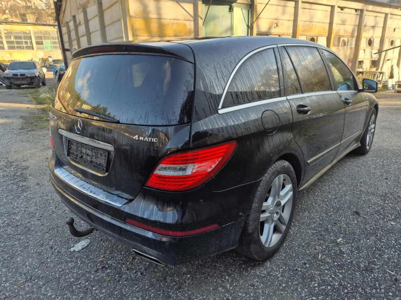 Mercedes-Benz R 350 AMG FACE XENON, снимка 7 - Автомобили и джипове - 52533543