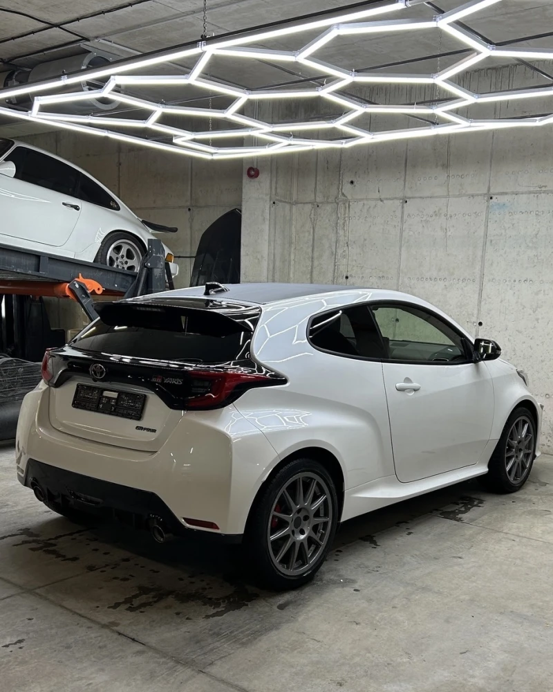 Toyota Yaris GR Perfornance Carbone, снимка 7 - Автомобили и джипове - 52735523