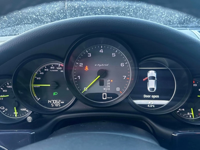 Porsche Panamera S E Hybrid ПОДГРЕВ * ОБДУХВАНЕ * ПРЕДСТАВИТЕЛСТВО, снимка 8 - Автомобили и джипове - 53336748