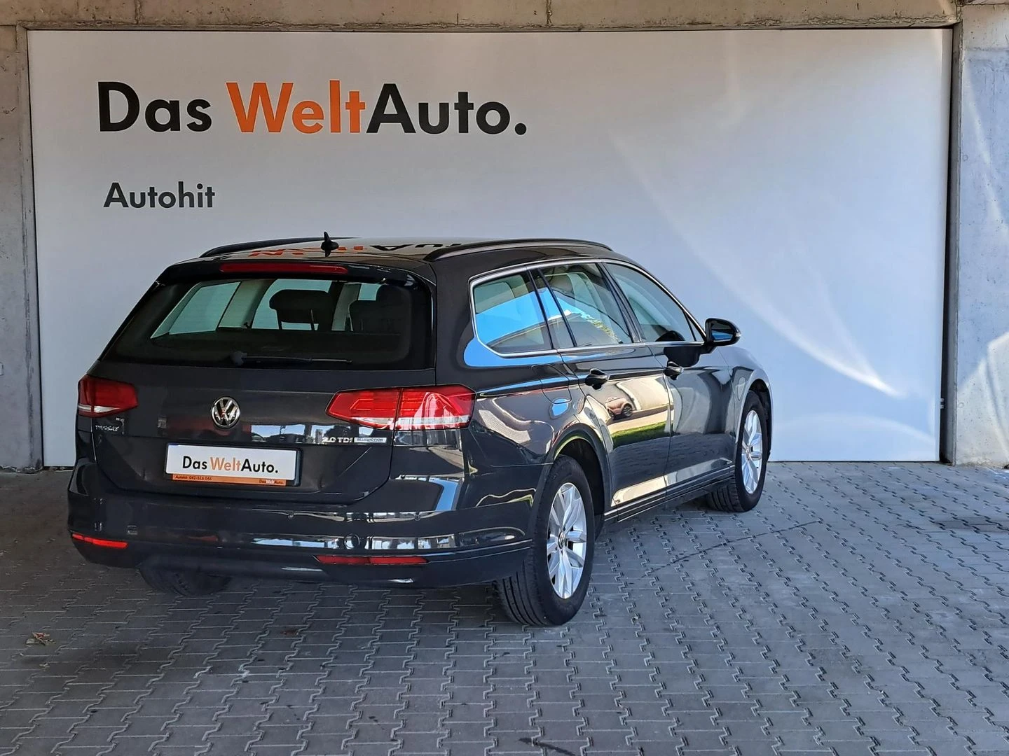 VW Passat Comfortline 2.0TDI BMT - изображение 2