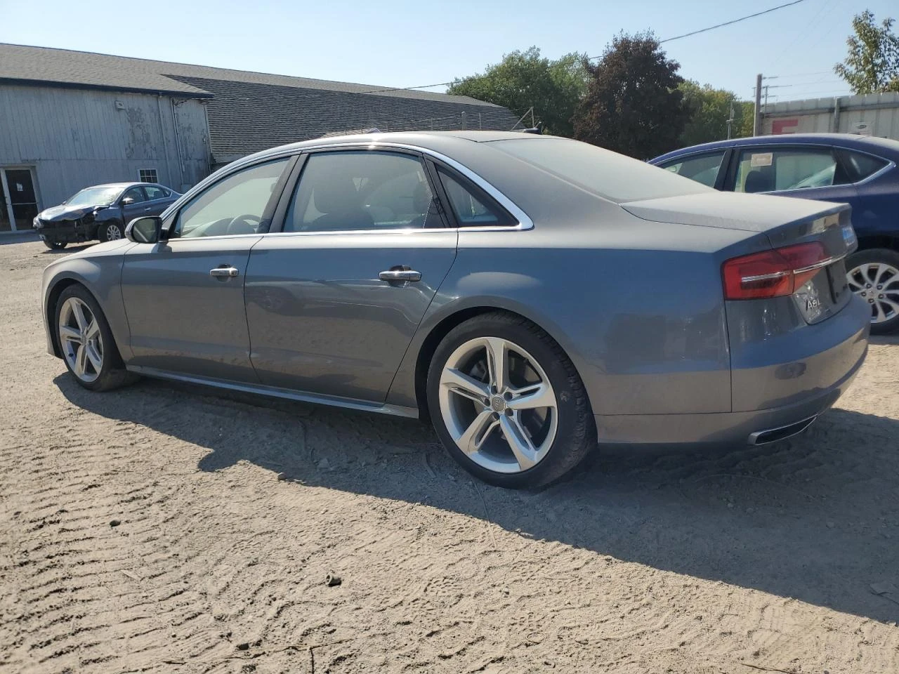 Audi A8  L QUATTRO - изображение 2